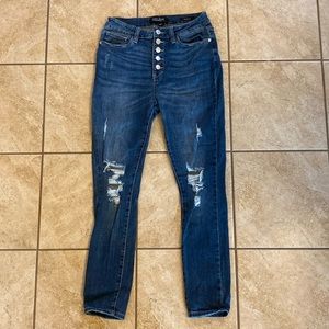 JUDY BLUE BUTTON FLY JEANS- SIZE 7/28
